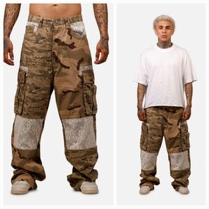 mnml Ultra Baggy Camo Ripstop Cargo Pants Size 31 NWOT